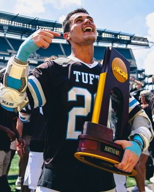 Image post by @stxmlax on Instagram