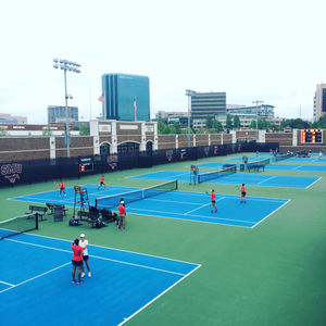 Image post by @dbu_tennis on Instagram