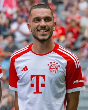 Image post by @fcbayern on Instagram