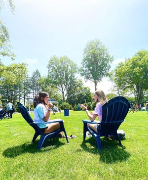 Image post by @hofstrau on Instagram