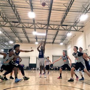 Image post by @alemanyhoops on Instagram