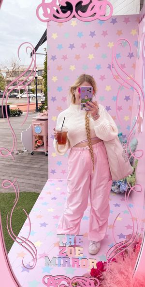 Image post by @snugzmeow on TikTok