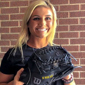 Image post by @baylorsoftball on Instagram