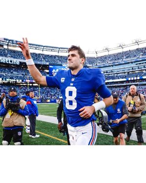 Image post by @jlobelphoto on Instagram