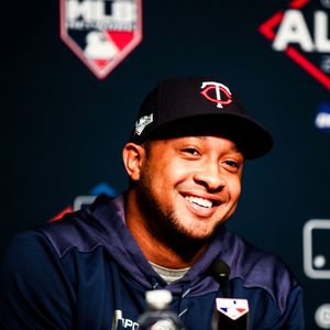 Image post by @twinsbeisbol on Instagram