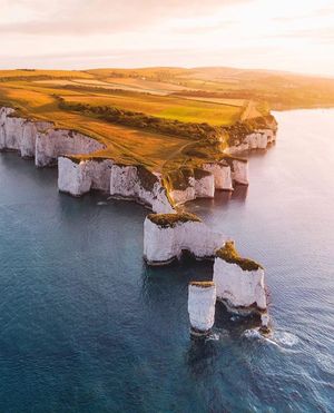 Image post by @dronepals on Instagram