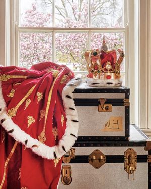 Image post by @Sothebys on Twitter