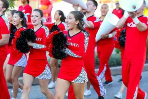 Image post by @gobearcatscheer on Instagram