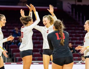 Image post by @uscwomensvolley on Instagram