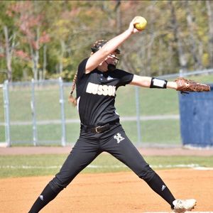 Image post by @hussonsoftball on Instagram