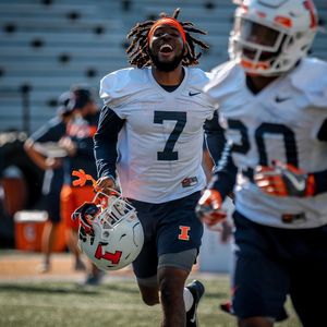 Image post by @illinifootball on Instagram