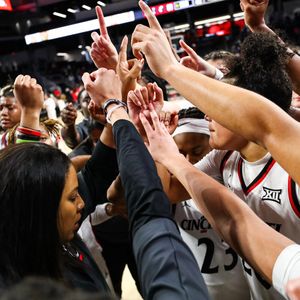 Image post by @GoBearcatsWBB on Twitter