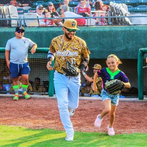 Image post by @gowoodducks on Instagram