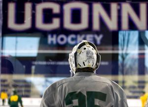 Image post by @uvmmhockey on Instagram