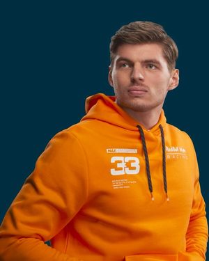 Image post by @redbullshop on Instagram