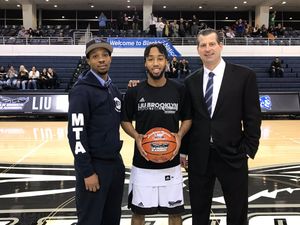 Image post by @LIUBasketball on Twitter
