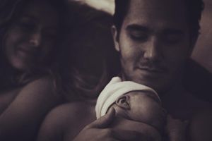 Image post by @therealcarlospena on Instagram