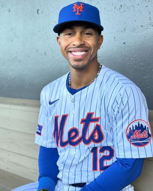 Image post by @snytv on Instagram