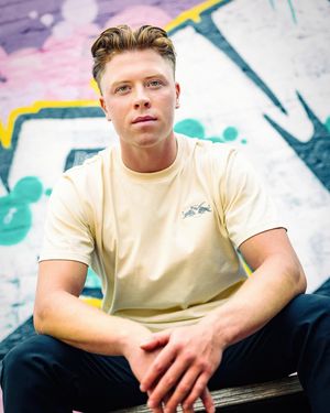 Image post by @redbullshop on Instagram