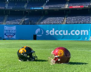 Image post by @holidaybowl on Instagram