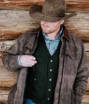 Image post by @schaeferoutfitter on Instagram