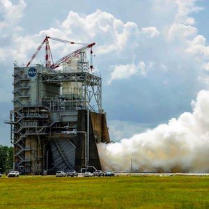 Image post by @nasaartemis on Instagram