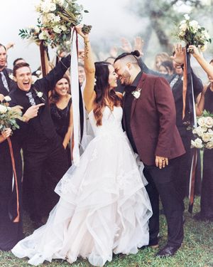 Image post by @theknot on Instagram