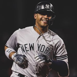 Image post by @bronxpinstripes on Instagram
