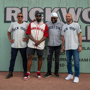Image post by @MLB on Twitter
