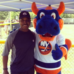 Image post by @nyislanders on Instagram