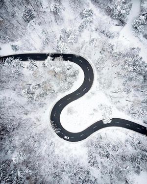 Image post by @dronepals on Instagram
