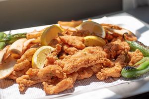 Image post by @lafishfry on Instagram