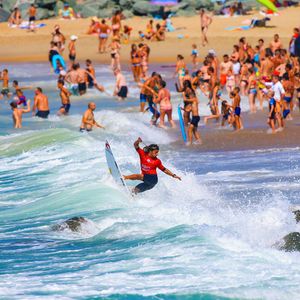 Image post by @wsl.qs on Instagram