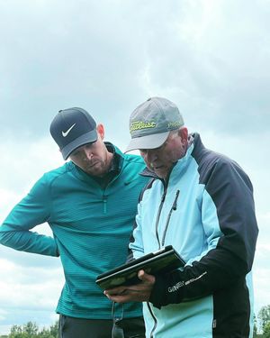 Image post by @alexknappegolf on Instagram