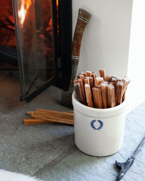 Image post by @farmhousepottery on Instagram
