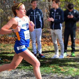 Image post by @hofstratrackxc on Instagram