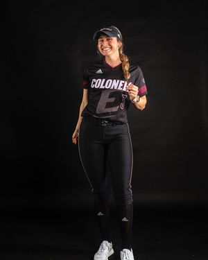 Image post by @ekusoftball on Instagram