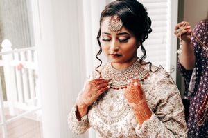 Image post by @aishaphotographyy on Instagram