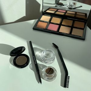 Image post by @morphebrushes on Instagram