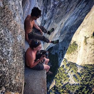 Image post by @discovery on Instagram