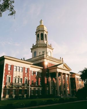 Image post by @bayloruniversity on Instagram