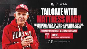 Image post by @UHCougars on Twitter