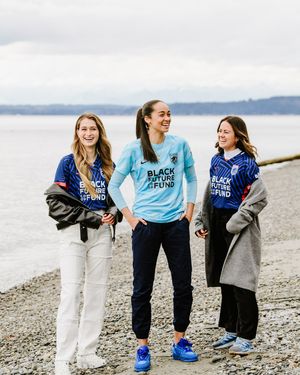 Image post by @circlingseattlesports on Instagram