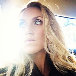 Image post by @laraleatrump on Instagram