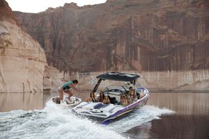 Image post by @tigeboats on Instagram