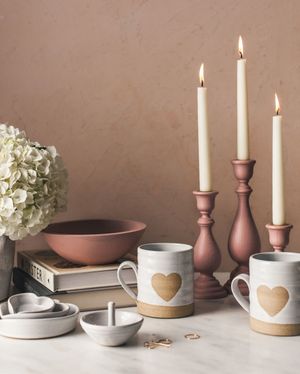Image post by @farmhousepottery on Instagram
