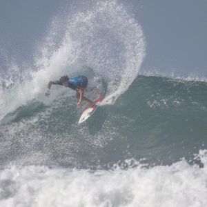 Image post by @wsl.qs on Instagram