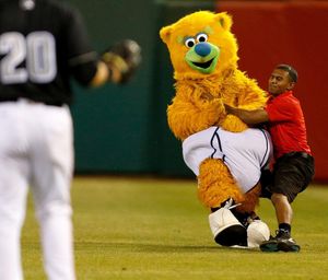 Image post by @fresnogrizzlies on Instagram