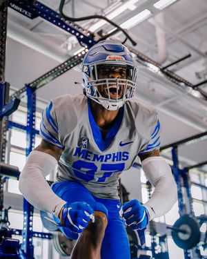 Image post by @memphisfootball on Instagram