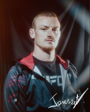 Image post by @ufcfra on Instagram